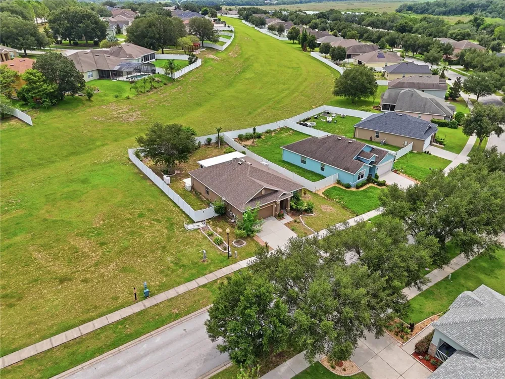 192 BLACKSTONE CREEK ROAD Groveland, FL 34736