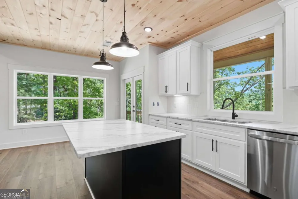 1600 Dover DR Ranger, GA 30734