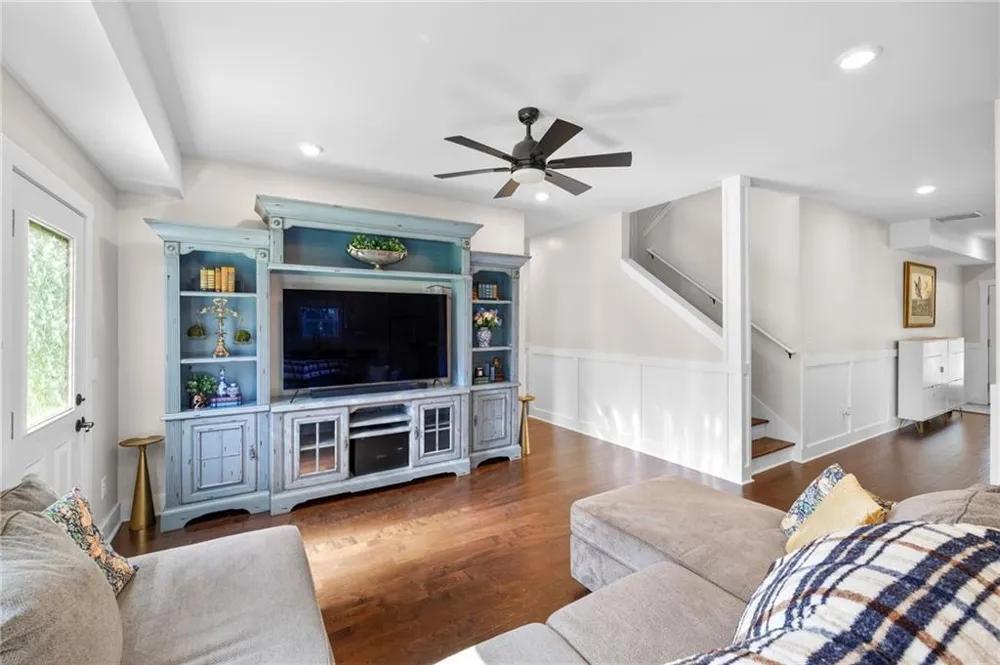 142 Brookwood Avenue Commerce, GA 30529