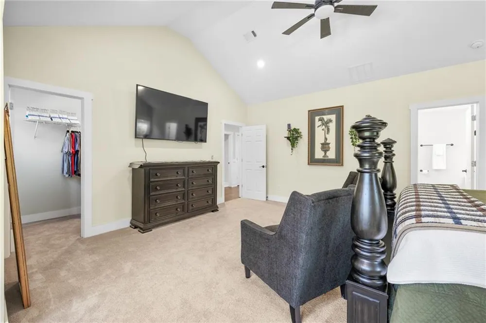 142 Brookwood Avenue Commerce, GA 30529