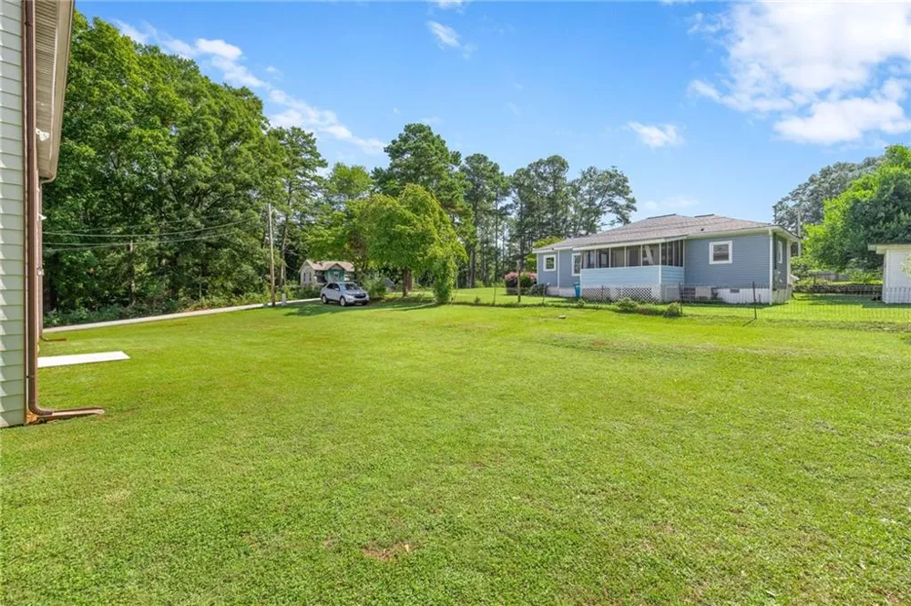 142 Brookwood Avenue Commerce, GA 30529