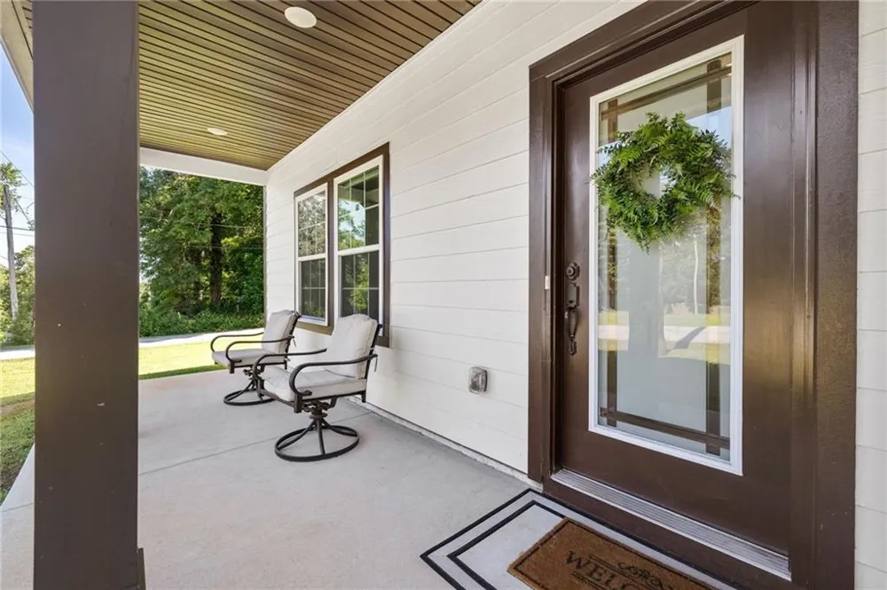 142 Brookwood Avenue Commerce, GA 30529