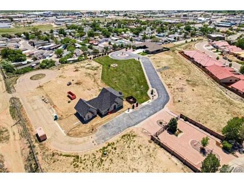 1 Aquila Drive