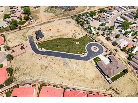 2 Aquila Drive