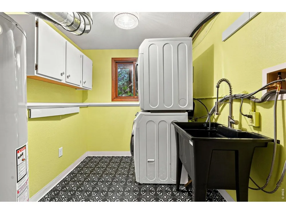 7356 Dry Creek Road Niwot, CO 80503