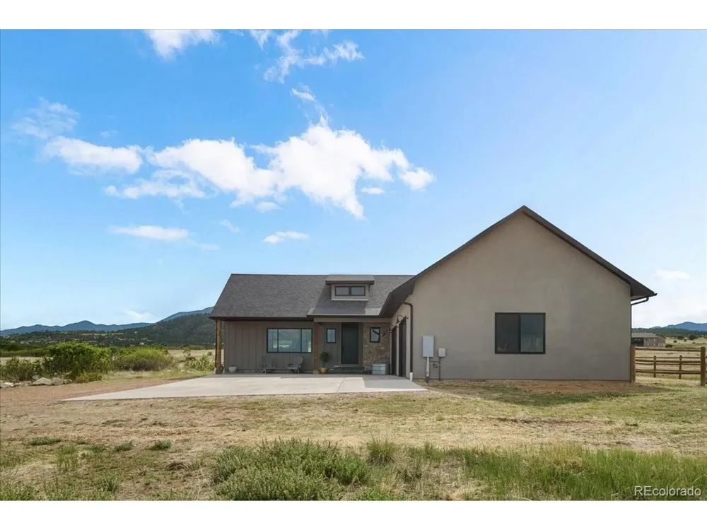 9105 Lago Vistas Boulevard Colorado City, CO 81019