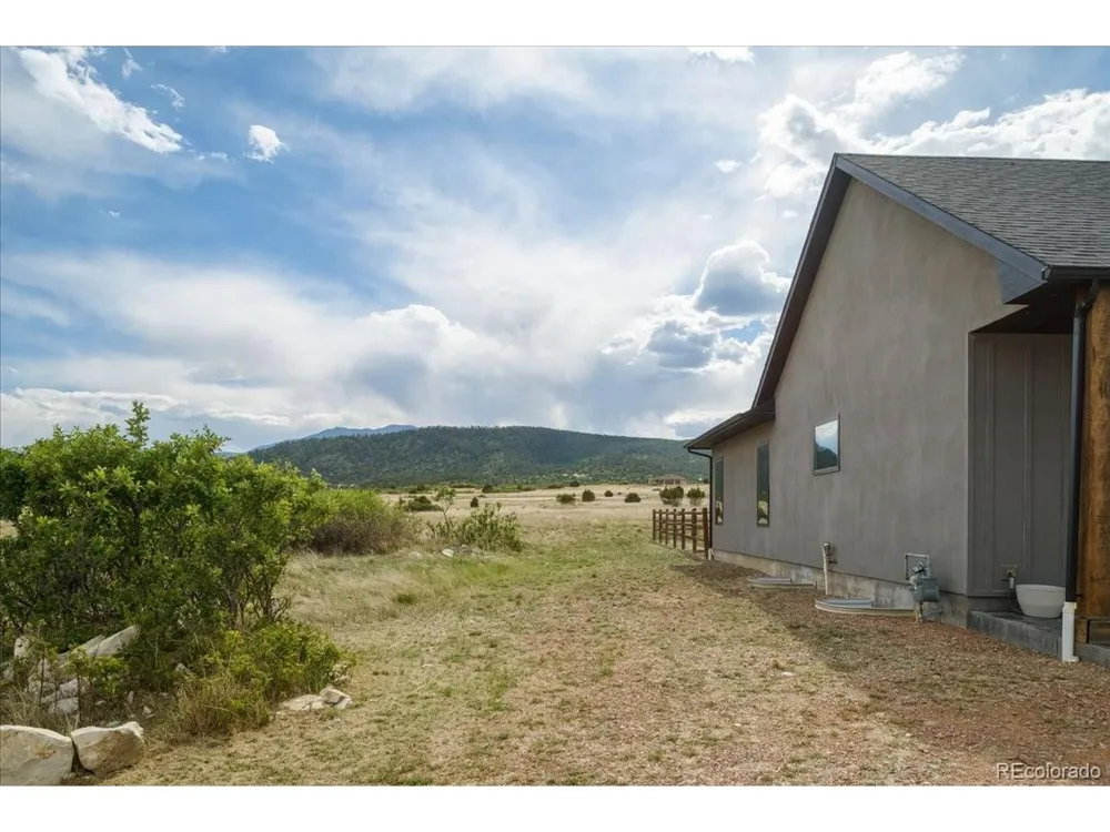 9105 Lago Vistas Boulevard Colorado City, CO 81019