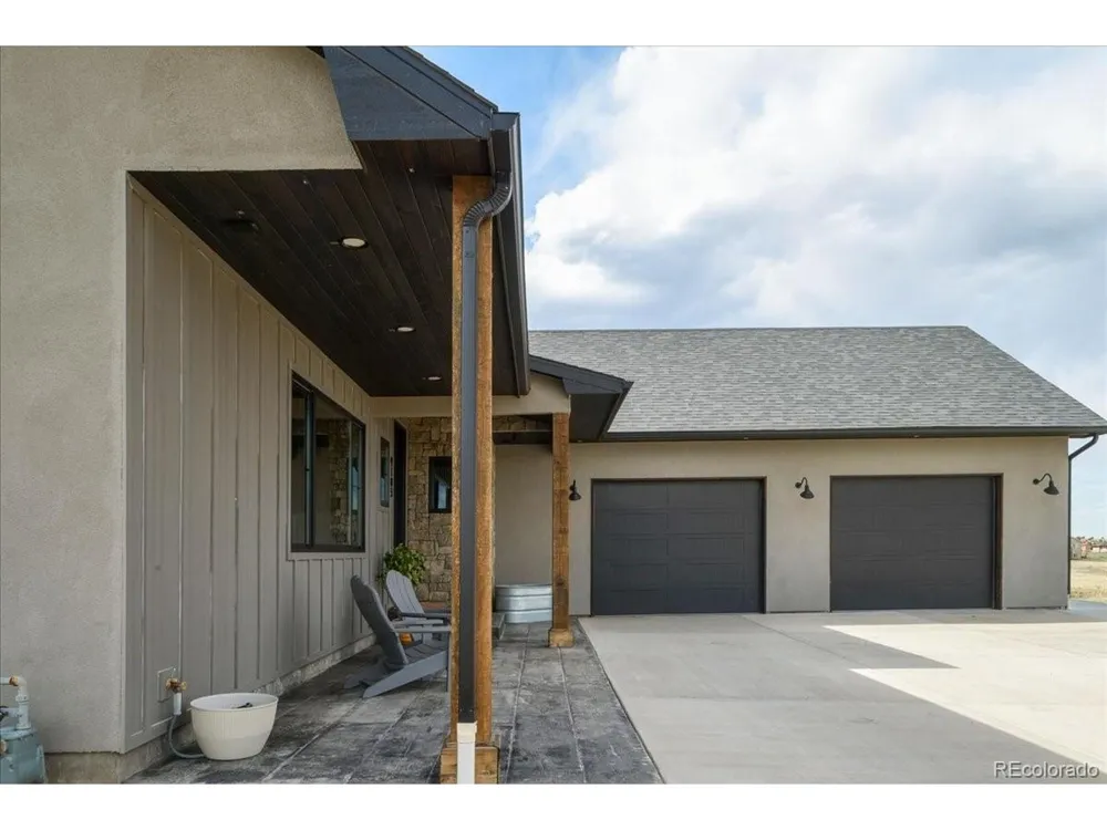 9105 Lago Vistas Boulevard Colorado City, CO 81019