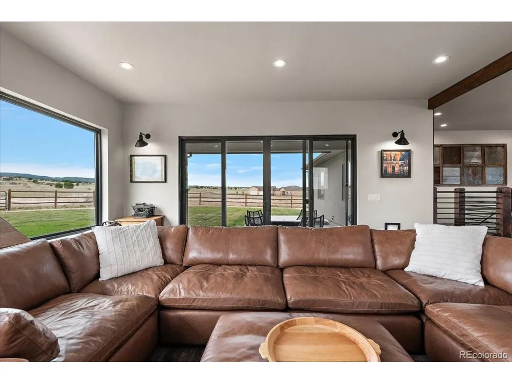 9105 Lago Vistas Boulevard Colorado City, CO 81019