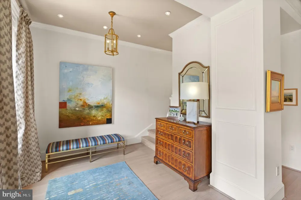 1707 S STREET NW #B Washington, DC 20009