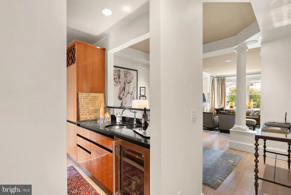 1707 S STREET NW #B Washington, DC 20009