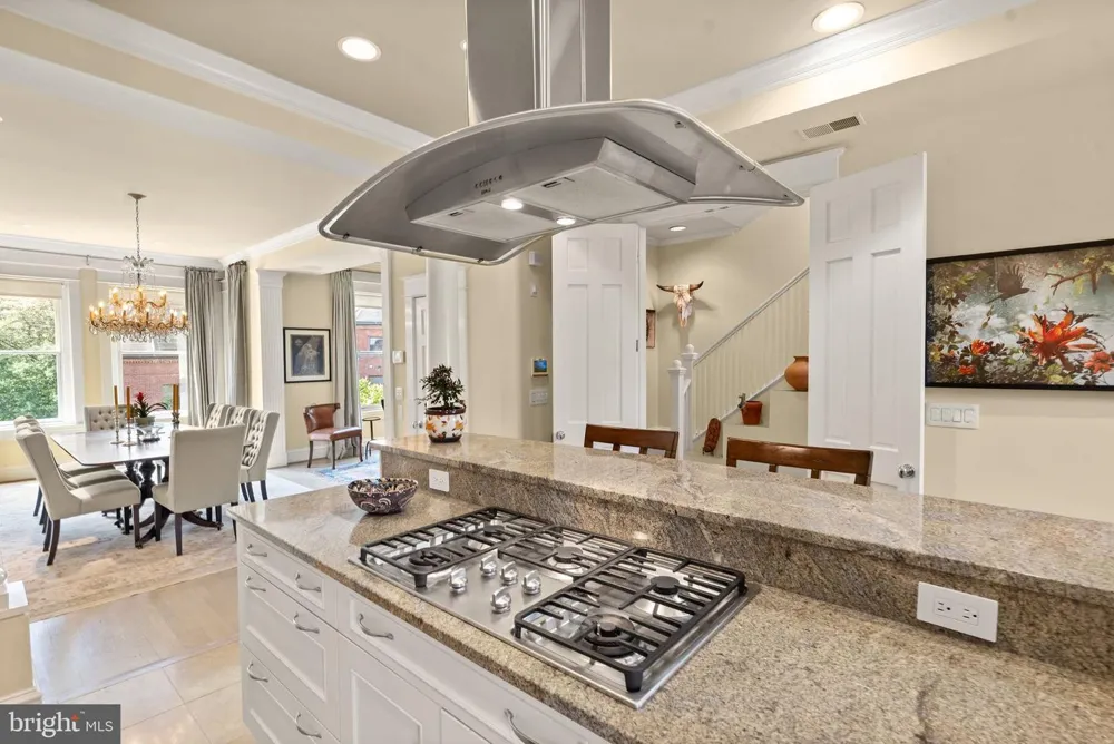 1707 S STREET NW #B Washington, DC 20009
