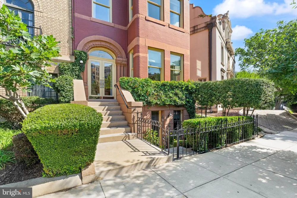 1707 S STREET NW #B Washington, DC 20009