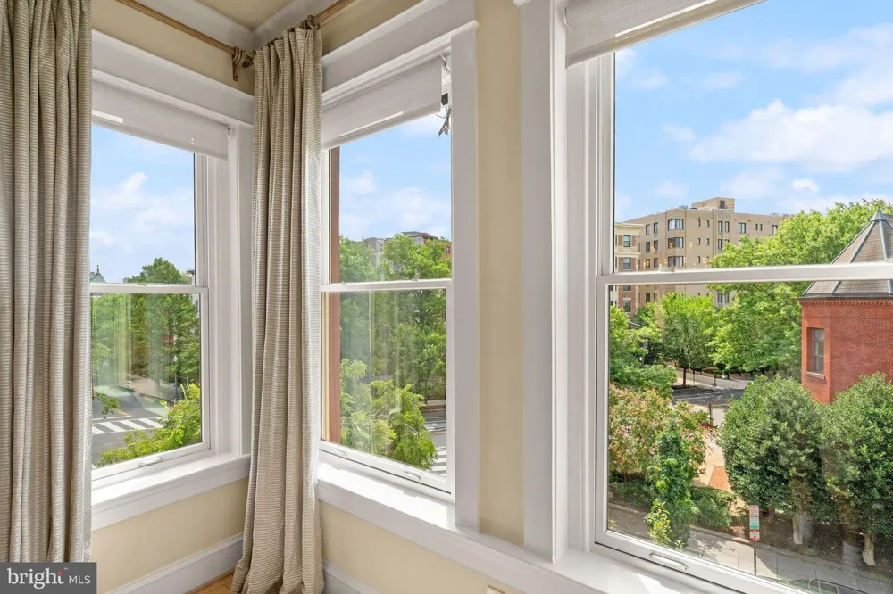 1707 S STREET NW #B Washington, DC 20009