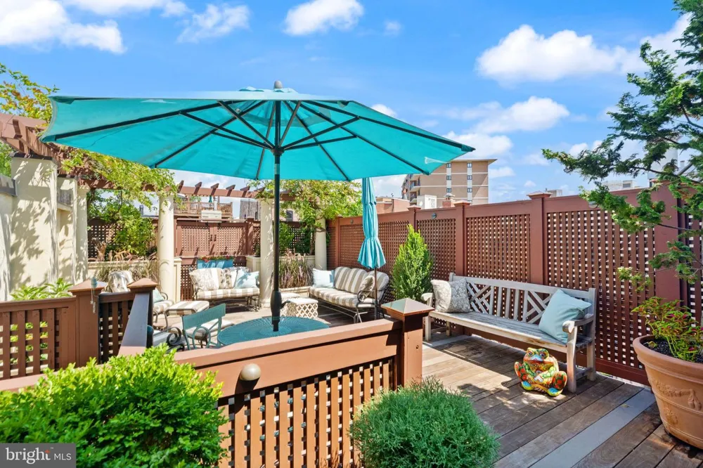 1707 S STREET NW #B Washington, DC 20009