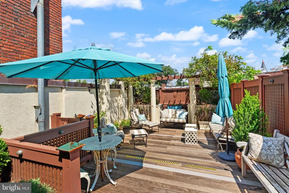 1707 S STREET NW #B Washington, DC 20009