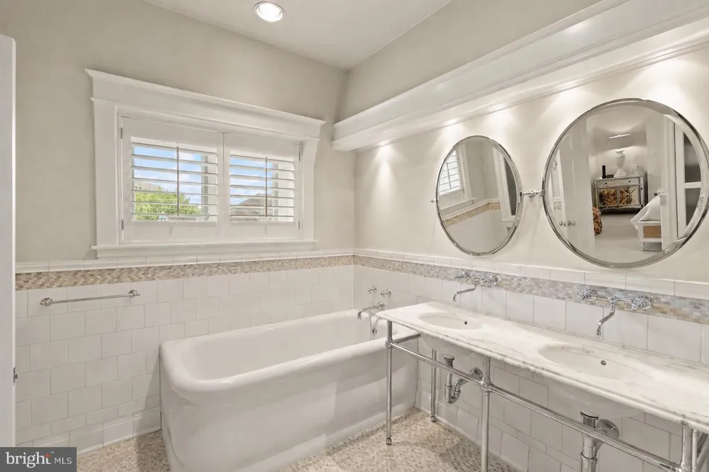 1707 S STREET NW #B Washington, DC 20009