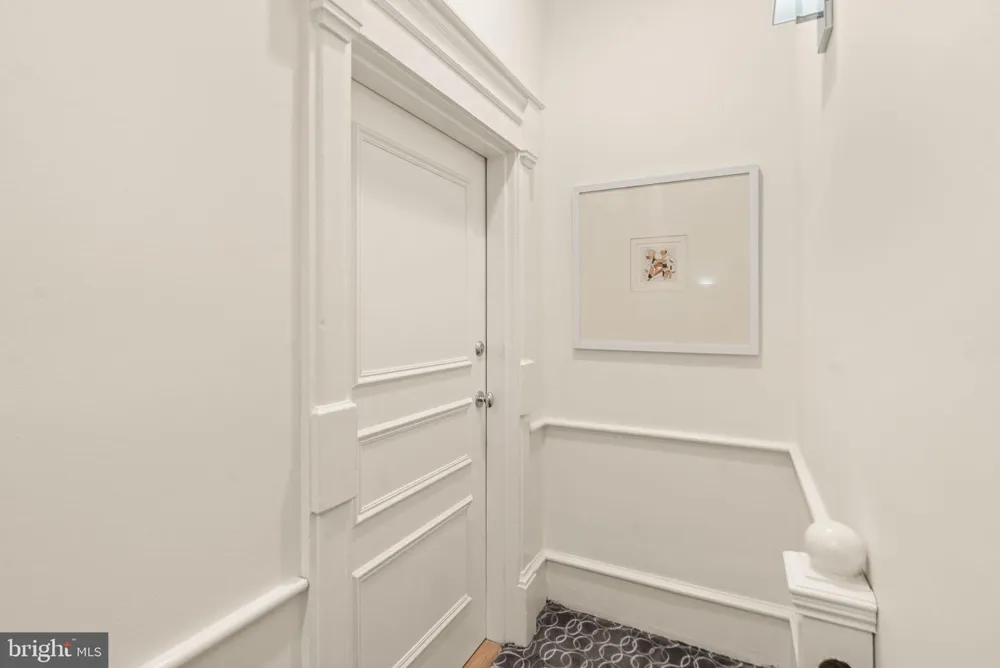 1707 S STREET NW #B Washington, DC 20009