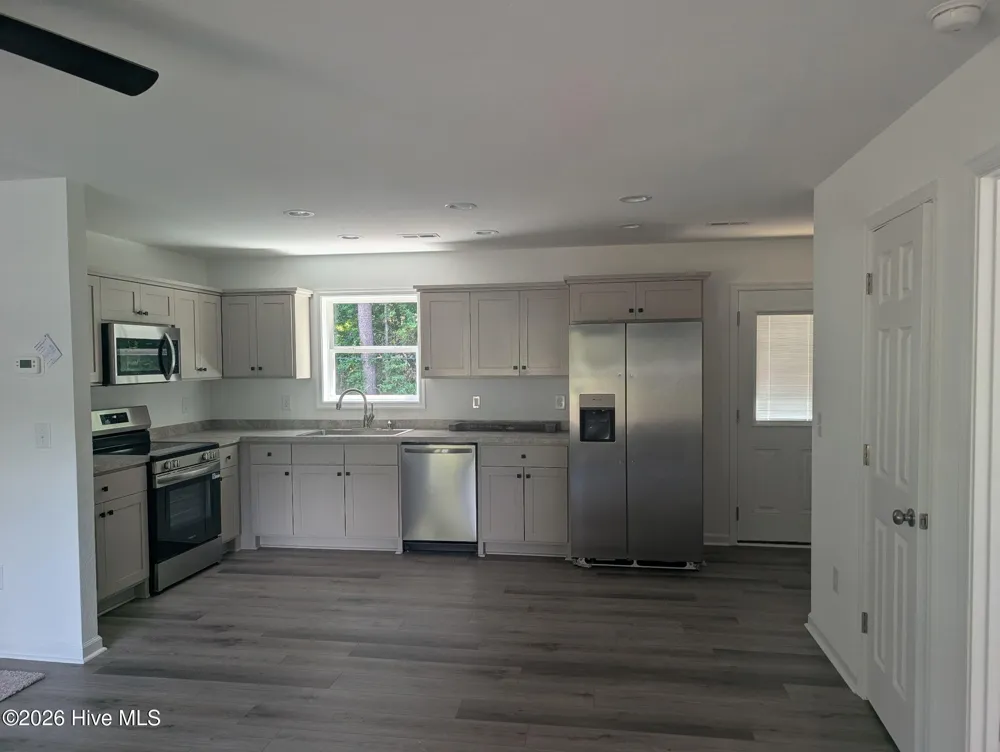 107 Poplar Circle Moyock, NC 27958