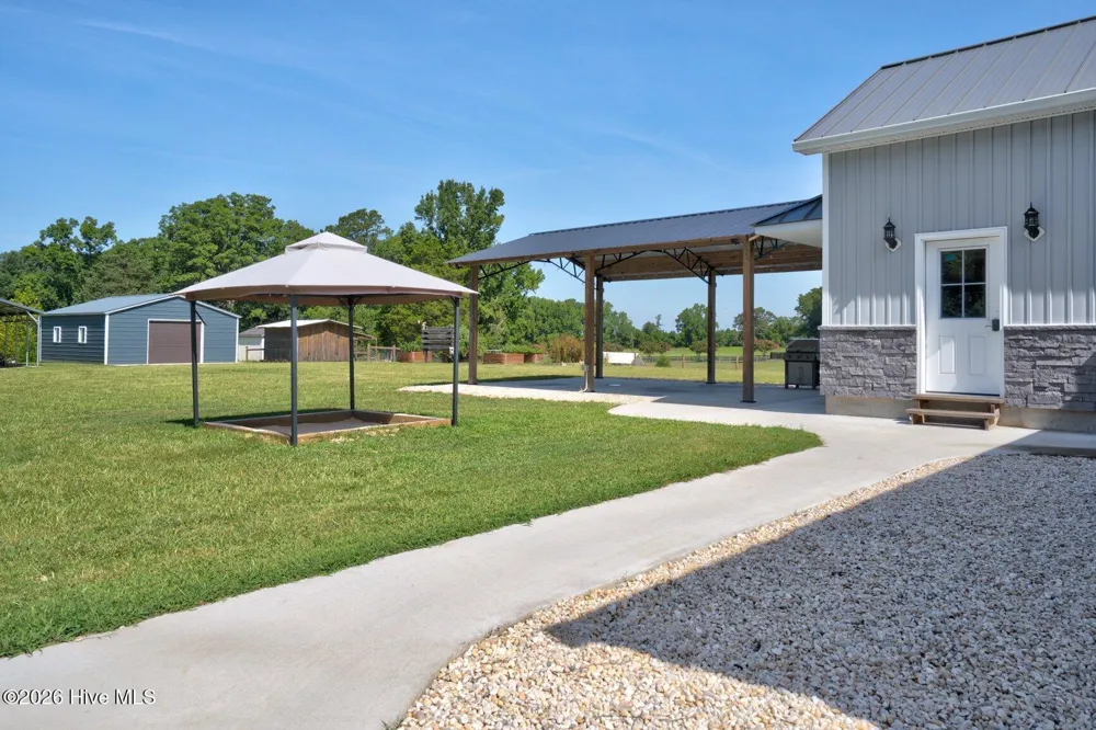 6450 Nc 58 Nashville, NC 27856