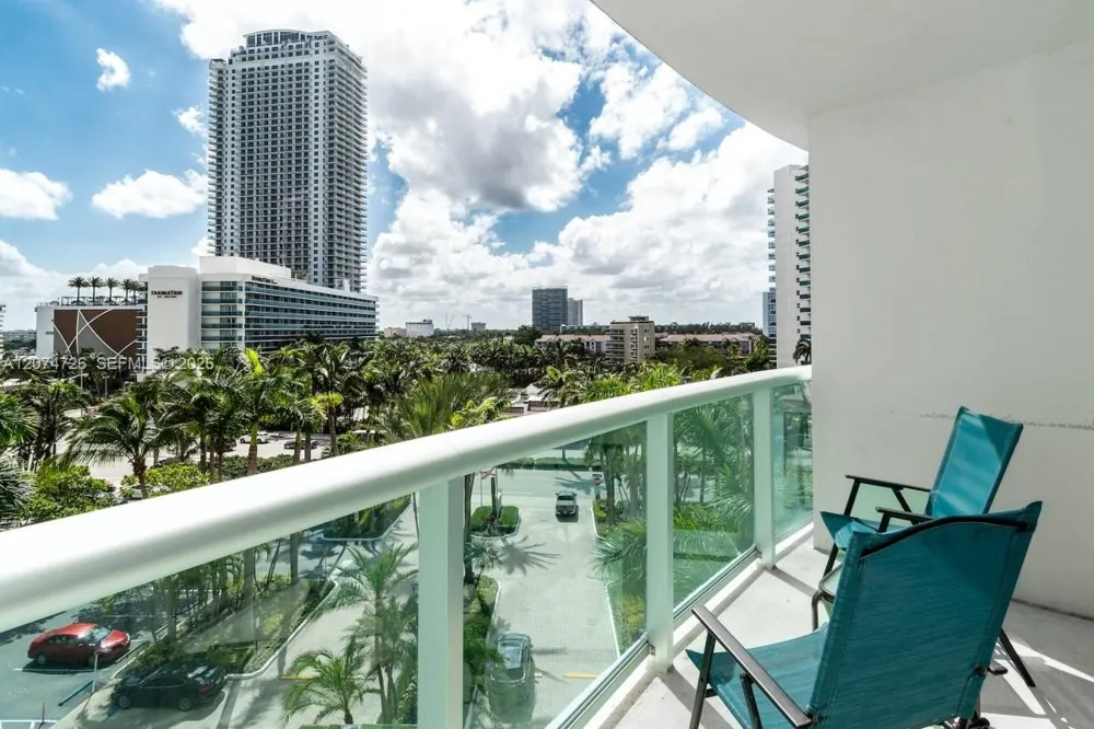 3901 S Ocean Dr #6T Hollywood, FL 33019