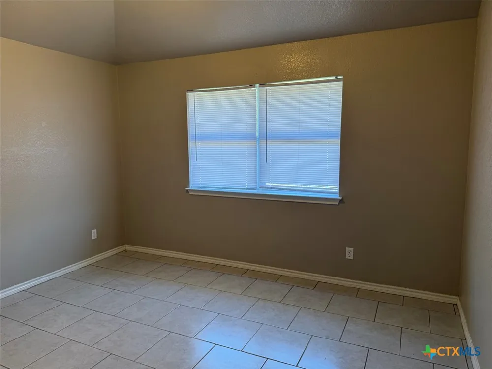 1103 Concho Street Belton, TX 76513