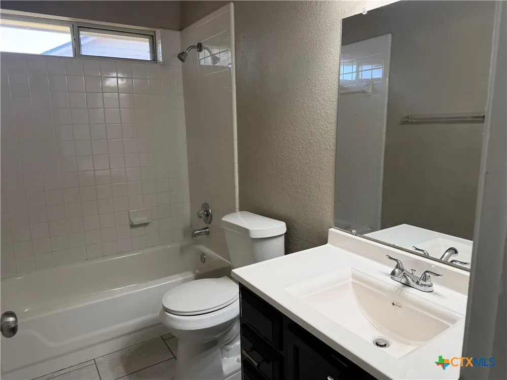 1103 Concho Street Belton, TX 76513