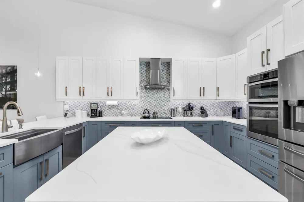 8255 Via Bella Boca Raton, FL 33496