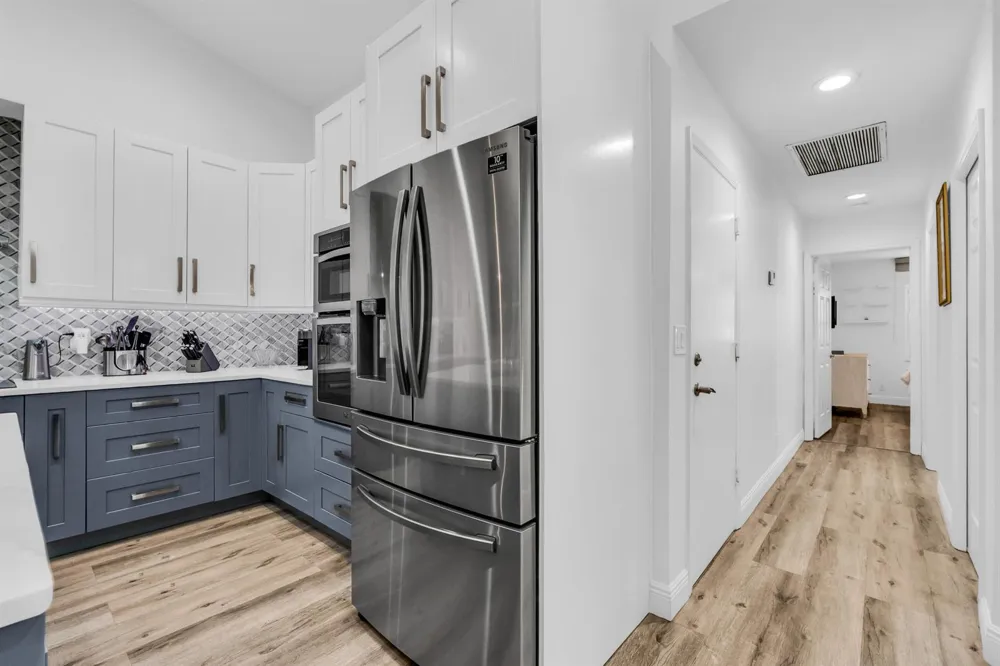 8255 Via Bella Boca Raton, FL 33496