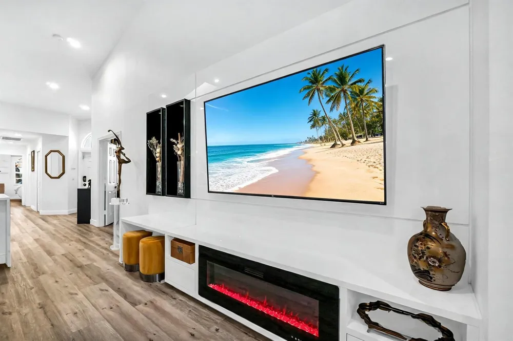 8255 Via Bella Boca Raton, FL 33496