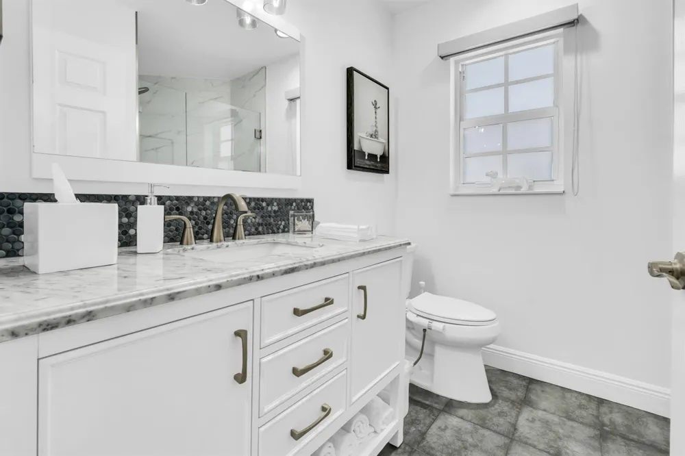 8255 Via Bella Boca Raton, FL 33496
