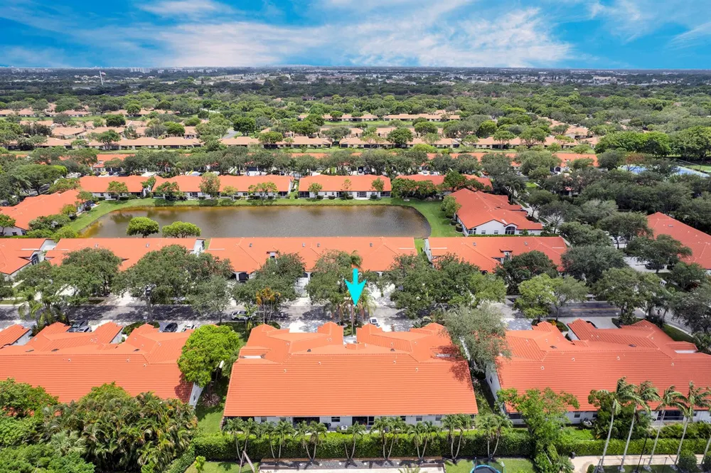 8255 Via Bella Boca Raton, FL 33496