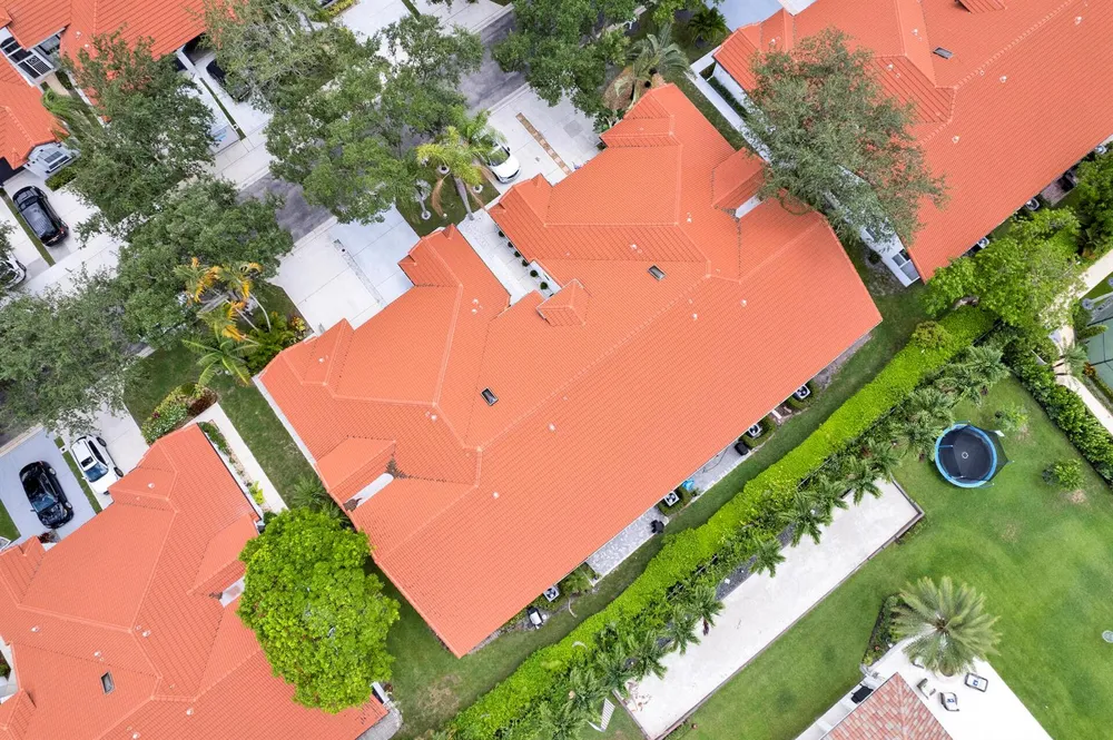 8255 Via Bella Boca Raton, FL 33496