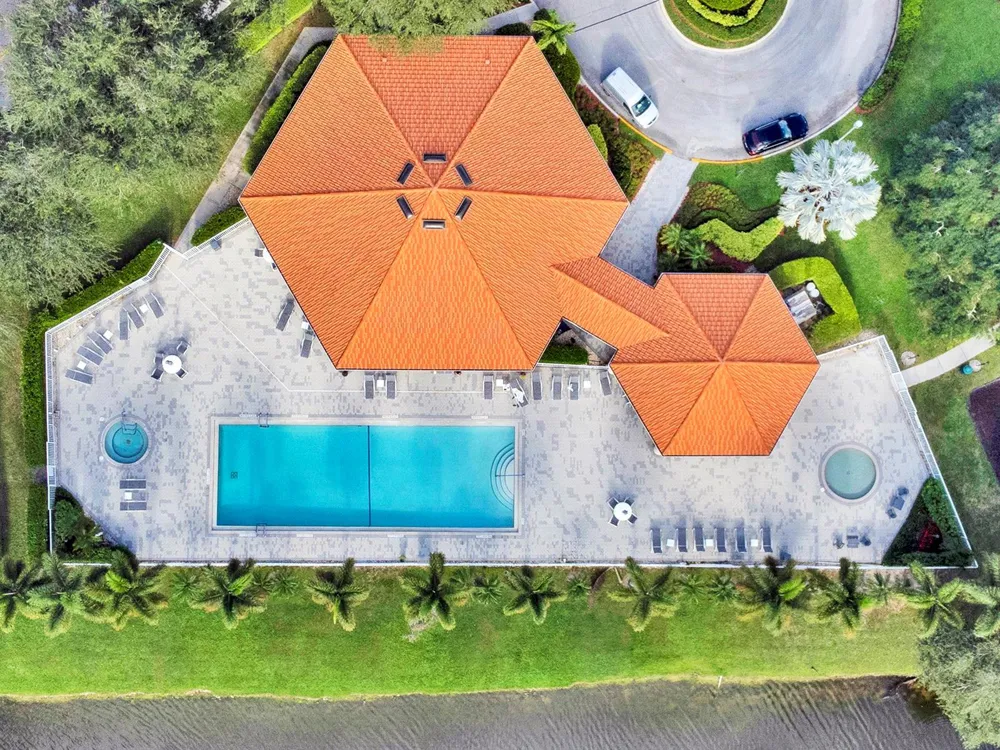 8255 Via Bella Boca Raton, FL 33496