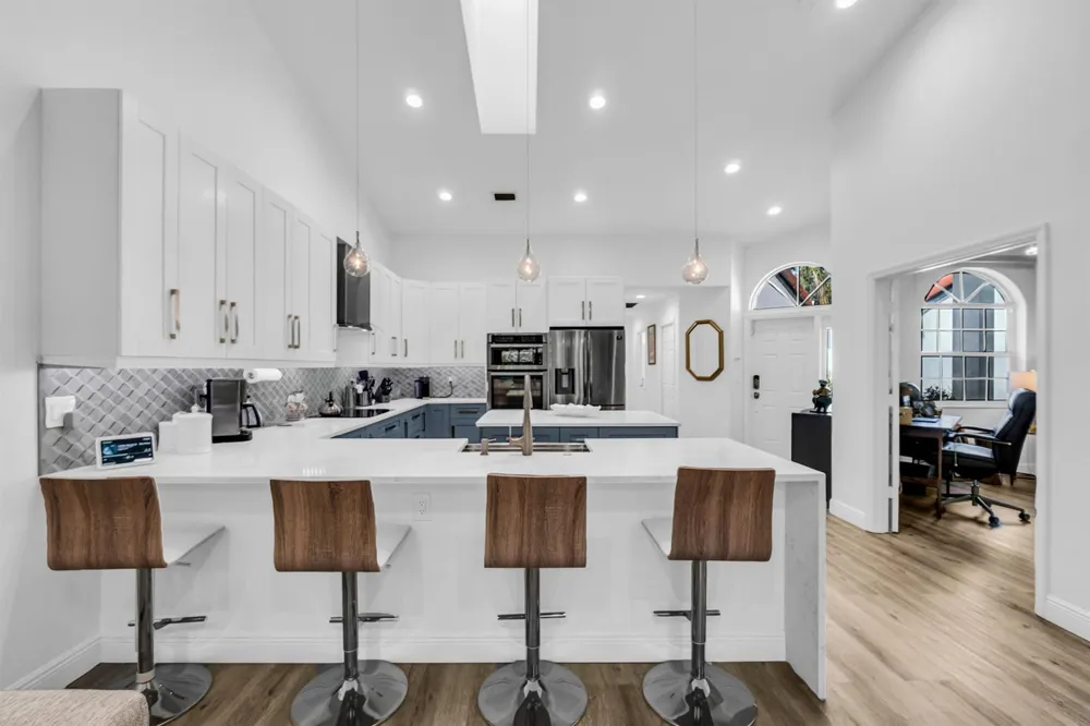 8255 Via Bella Boca Raton, FL 33496