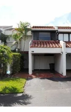 6557 Racquet Club Drive #121