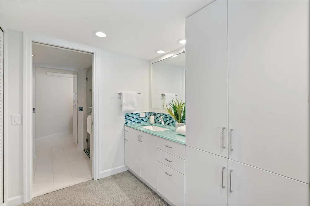 333 SUNSET DRIVE #502 Fort Lauderdale, FL 33301