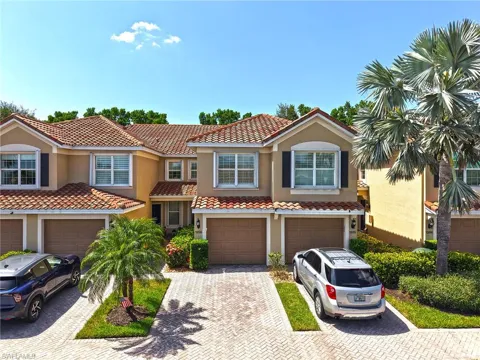 9060 Triangle Palm Lane #1206