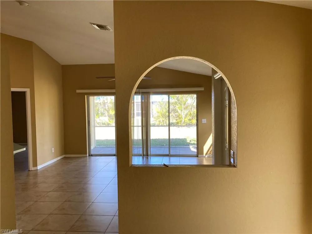 603 SE 13th Terrace Cape Coral, FL 33990