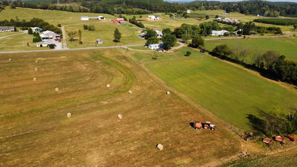 34153339 Lead Mine Valley Road Cleveland, TN 37311