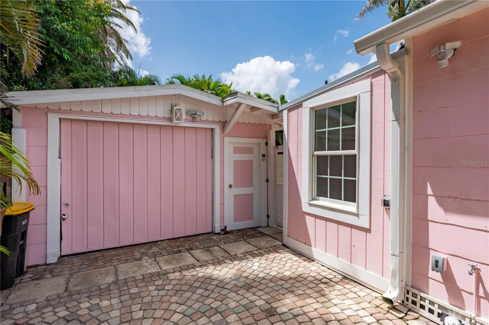 717 W MARION AVENUE Punta Gorda, FL 33950