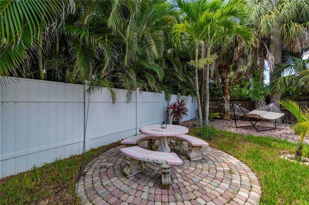 717 W MARION AVENUE Punta Gorda, FL 33950