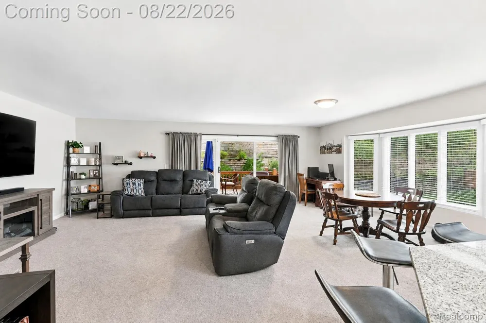 6523 Ridgeview Drive Independence Charter Township, MI 48346