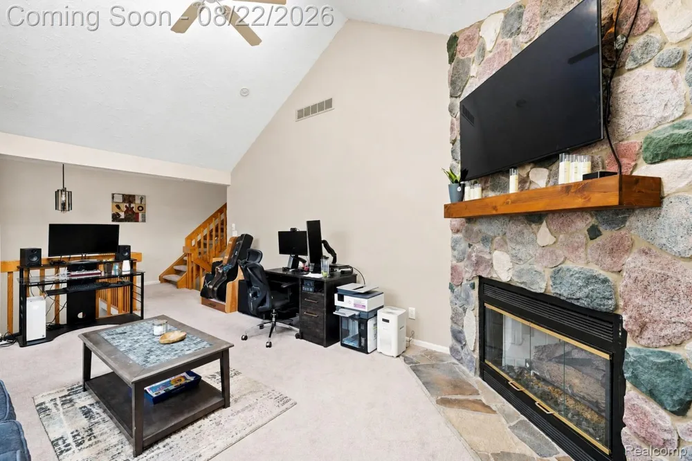6523 Ridgeview Drive Independence Charter Township, MI 48346