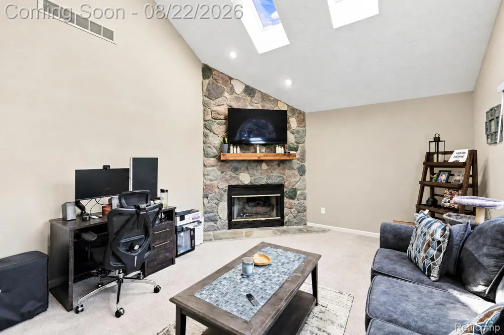 6523 Ridgeview Drive Independence Charter Township, MI 48346