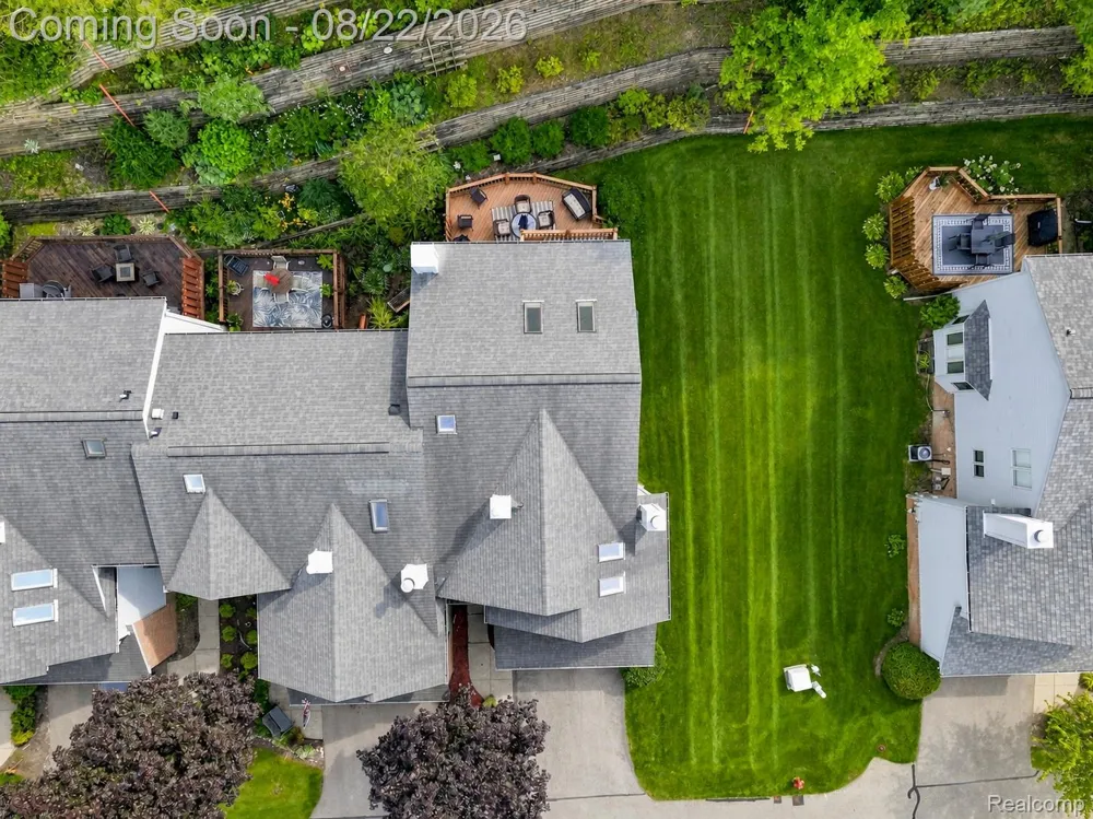 6523 Ridgeview Drive Independence Charter Township, MI 48346