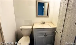 32305 Shrewsbury Street Farmington Hills City, MI 48334