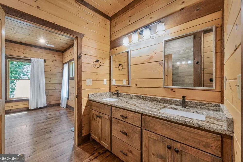 605 Toccoa Preserve LN Blue Ridge, GA 30513