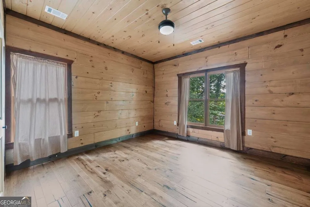 605 Toccoa Preserve LN Blue Ridge, GA 30513