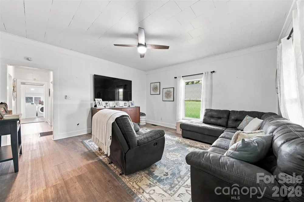 213 Colombo Street NW Valdese, NC 28690